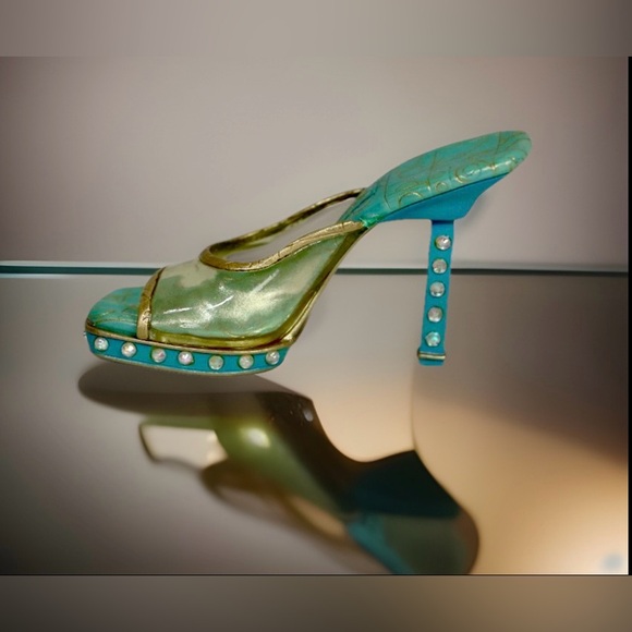 Just The Right Shoe ‘ILLUSIONS’ By Raine - Picture 5 of 8